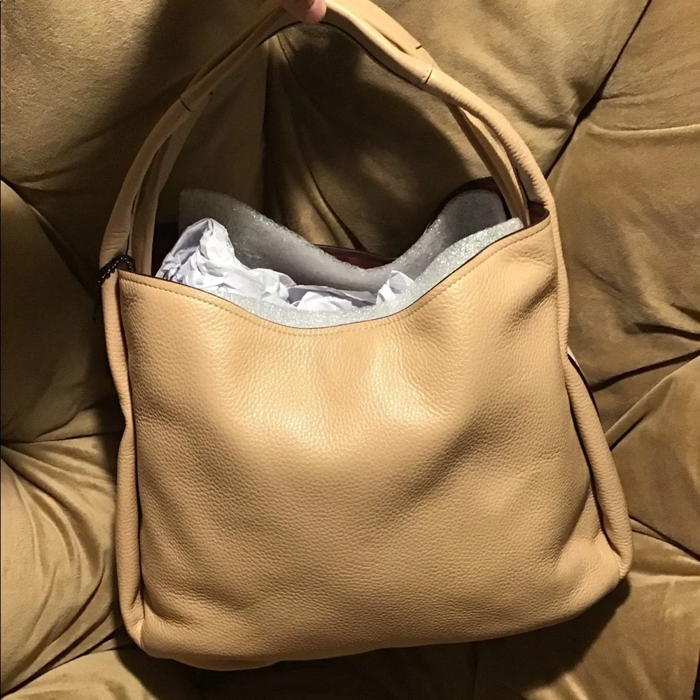 Coach 1941 Beechwood Bandit Hobo